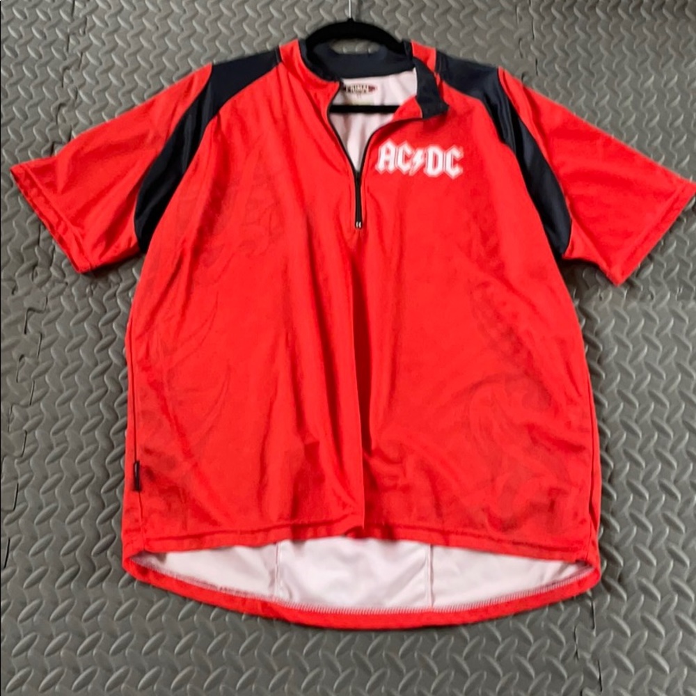 Men’s XL AC/DC bicycle shirt